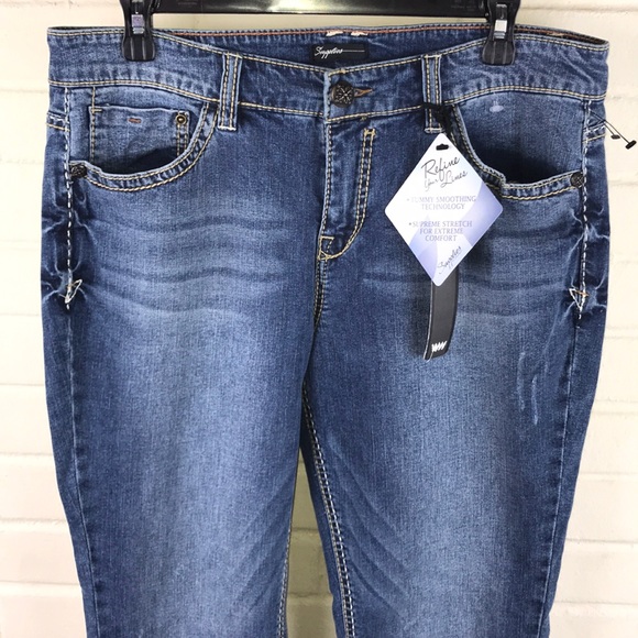 Supplies Canal Blue Jeans - Picture 2 of 7